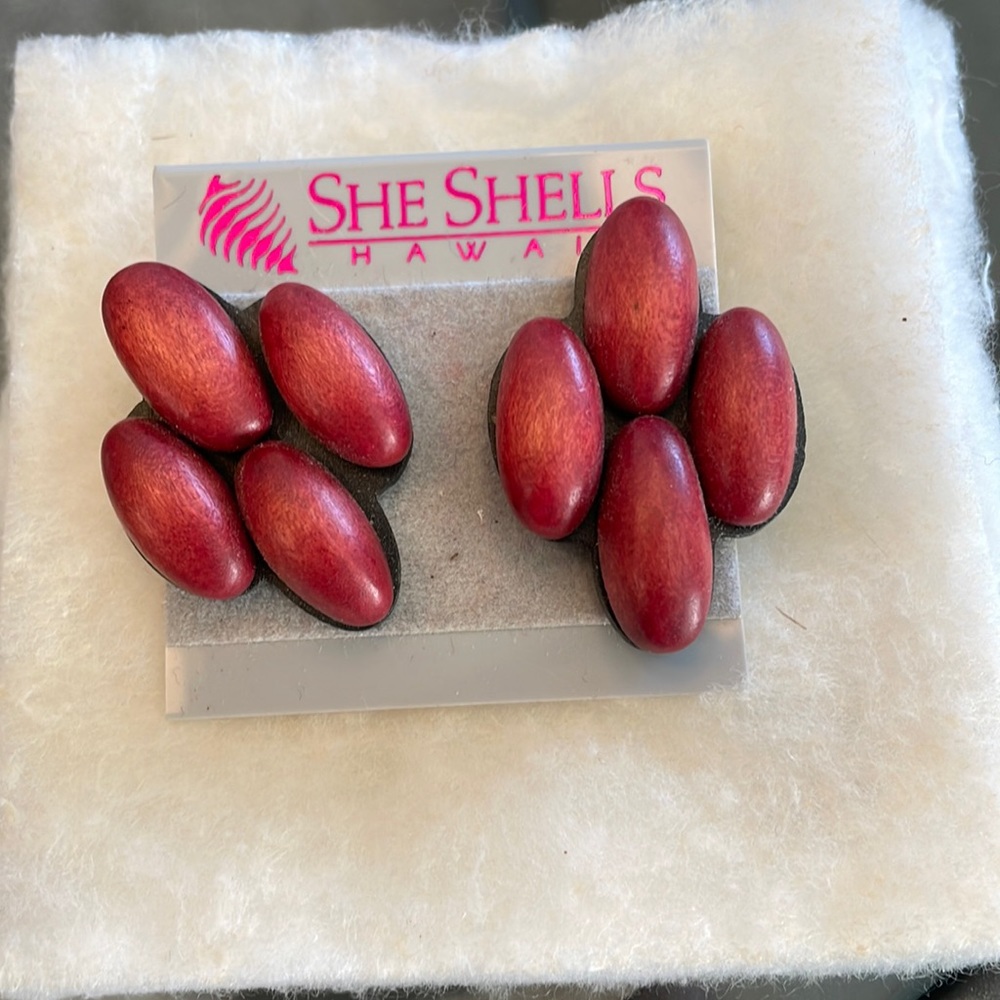 Wooden pierced earrings